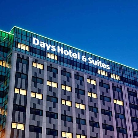 Days Hotel & Suites By Wyndham Incheon Airport Bagian luar foto