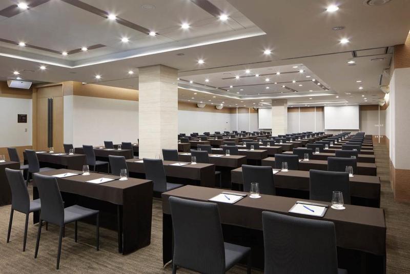 Days Hotel & Suites By Wyndham Incheon Airport Bagian luar foto