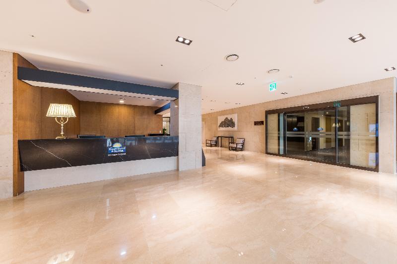 Days Hotel & Suites By Wyndham Incheon Airport Bagian luar foto